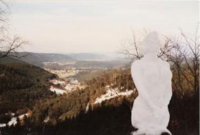 Sculpture de neige sur le massif du Schneeberg