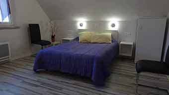 Schlafzimmer Violette im Ferienhaus Elisa Elsass