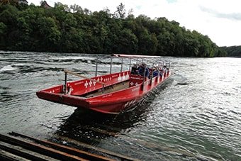 Excursion en bateau aux chutes du Rhin